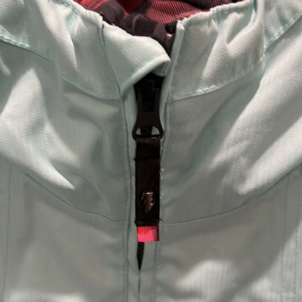 RIDE Snowboard / ski jacket. Gorgeous details. Perfect condition Worn once. - Picture 2 of 11